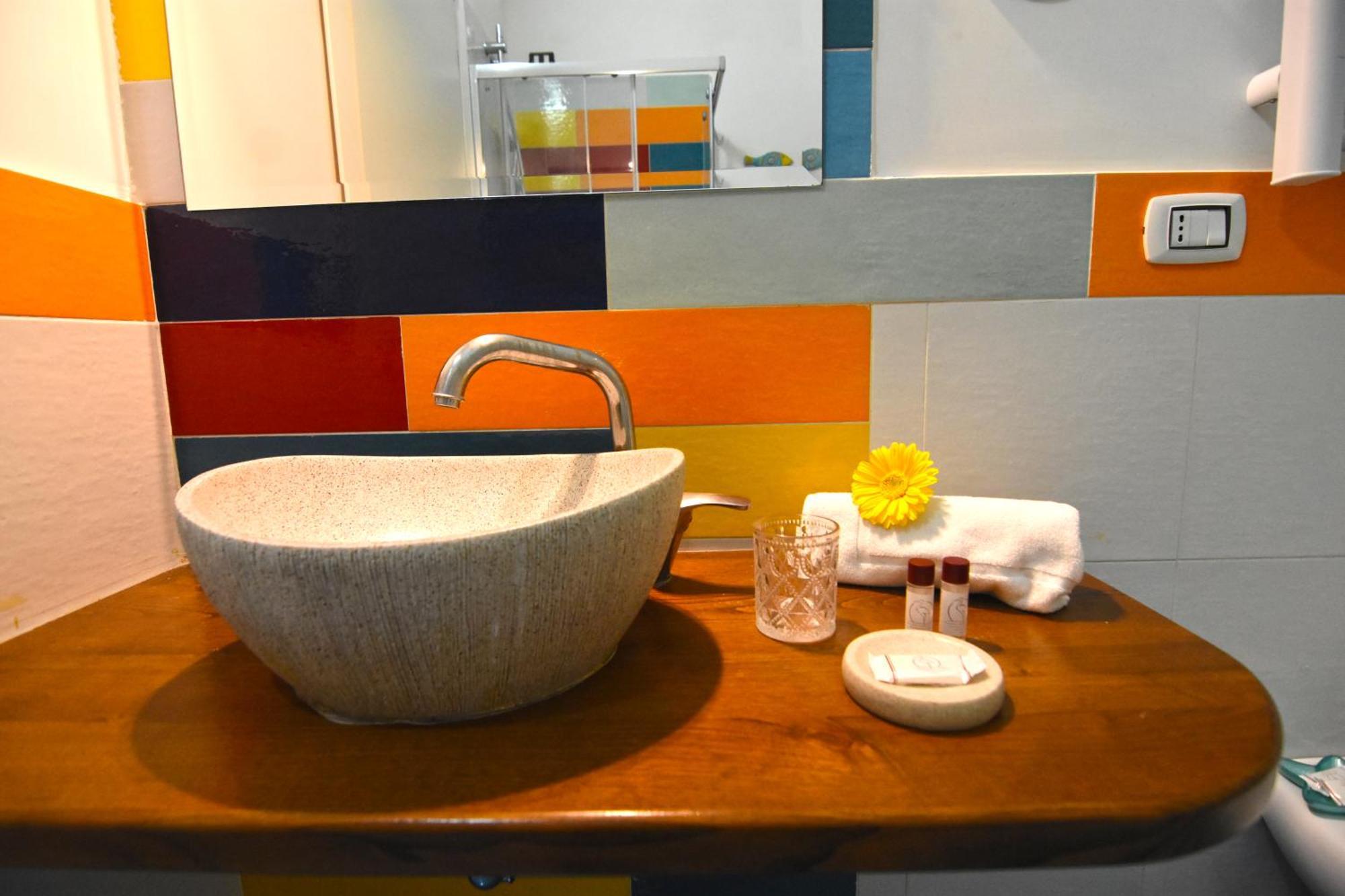 Sunrise Luxury 2* Neapel